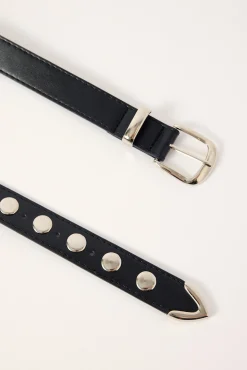 Distorted Flat Stud Belt Black