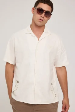 Eden Embroidered Resort Shirt Ecru
