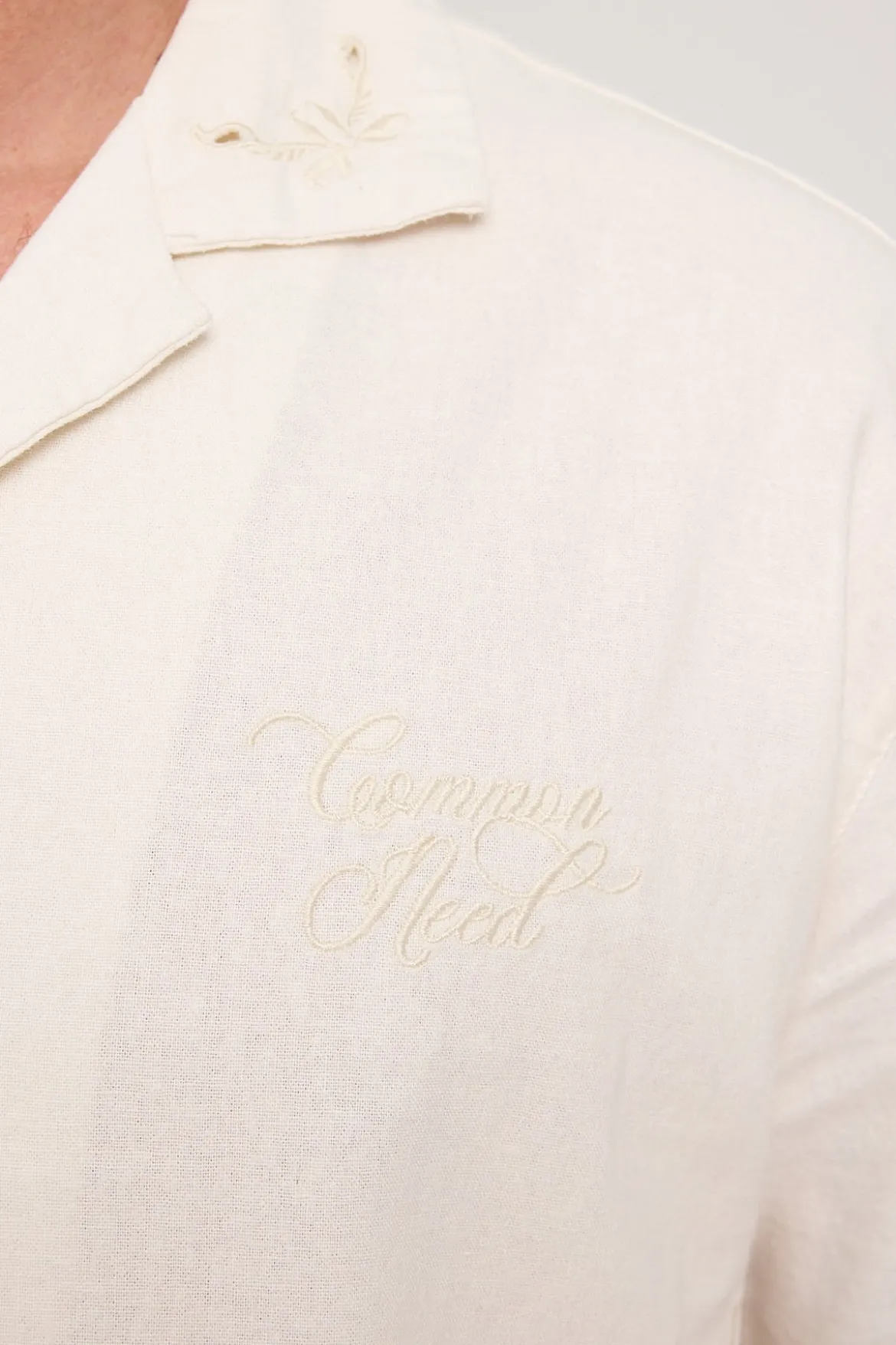 Eden Embroidered Resort Shirt Ecru