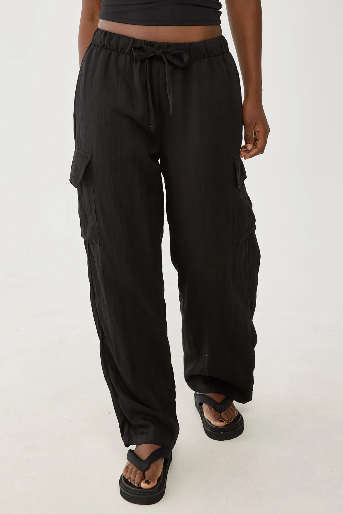 Ember Cargo Pocket Pant Black