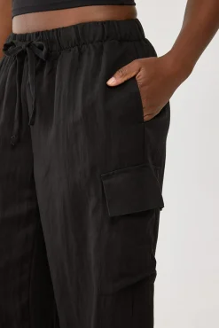 Ember Cargo Pocket Pant Black