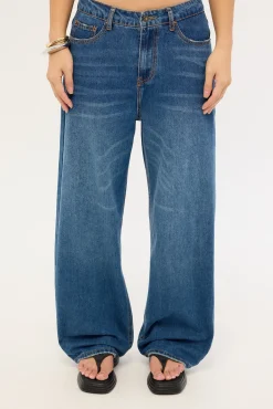 Evolve Jean Mid Blue