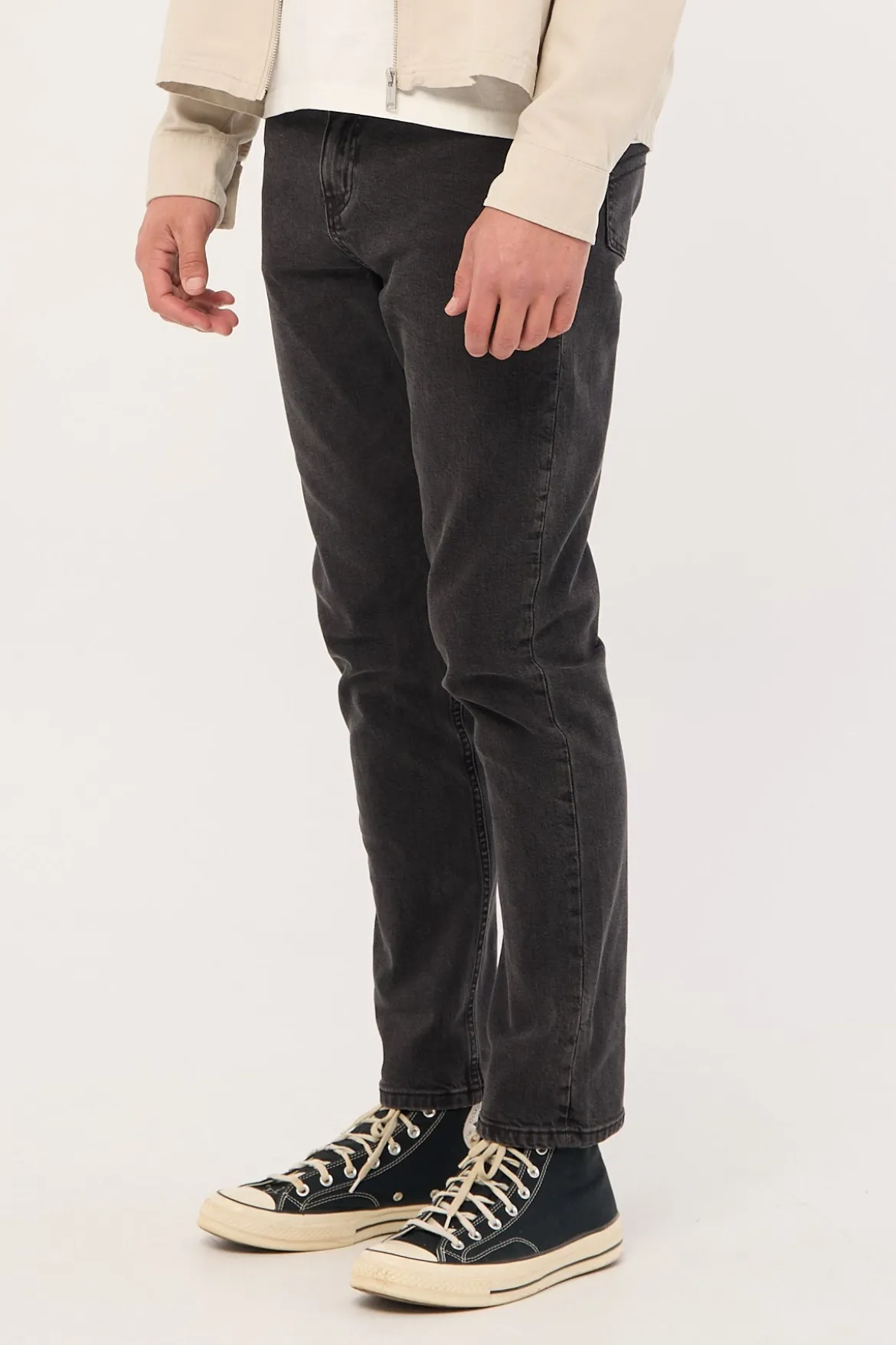 Finn Slim Jean Storm Black