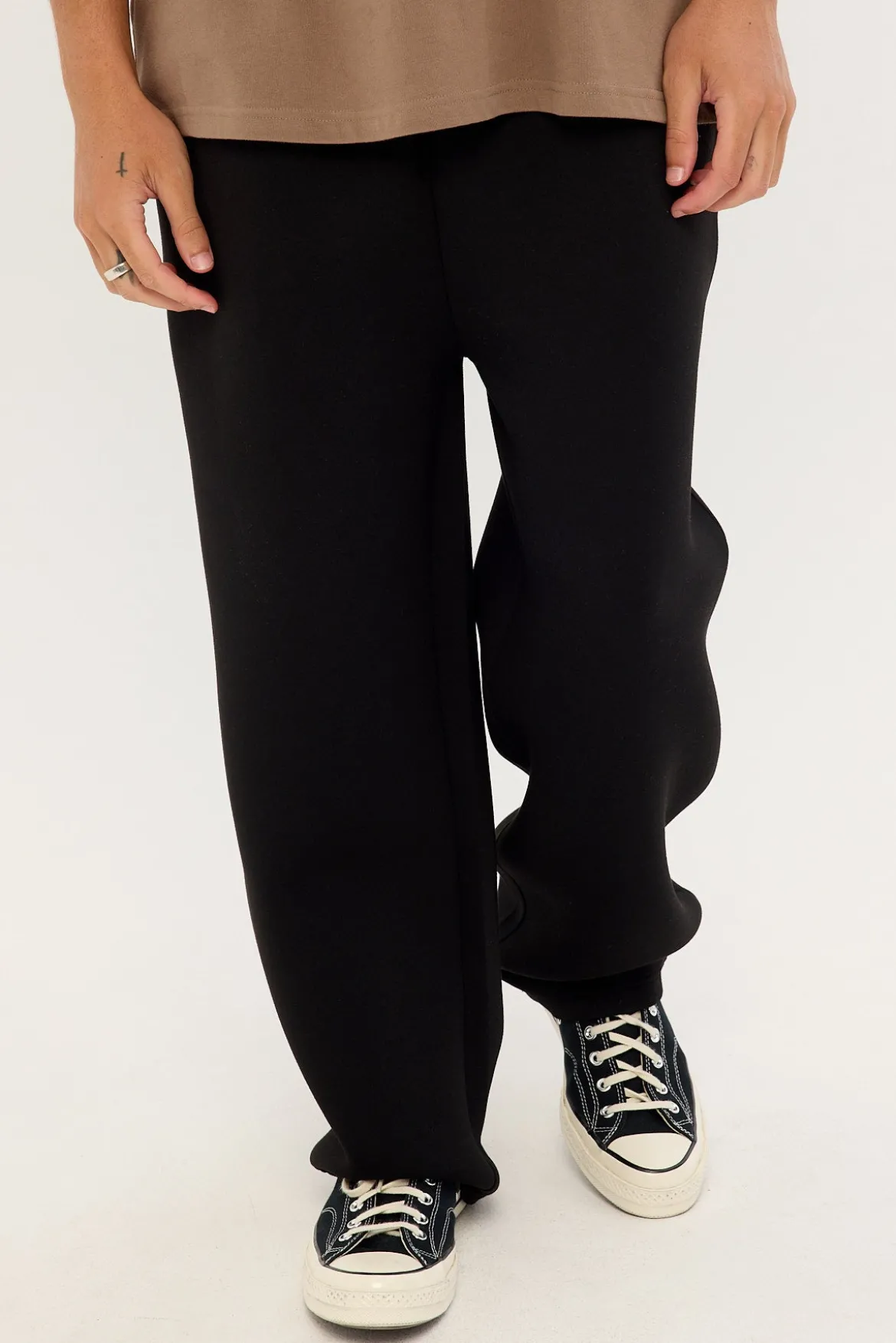 Focus Tech Sweatpant Black