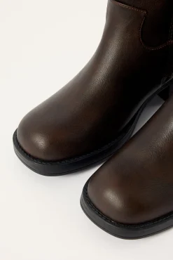 Form Chocolate Burnished