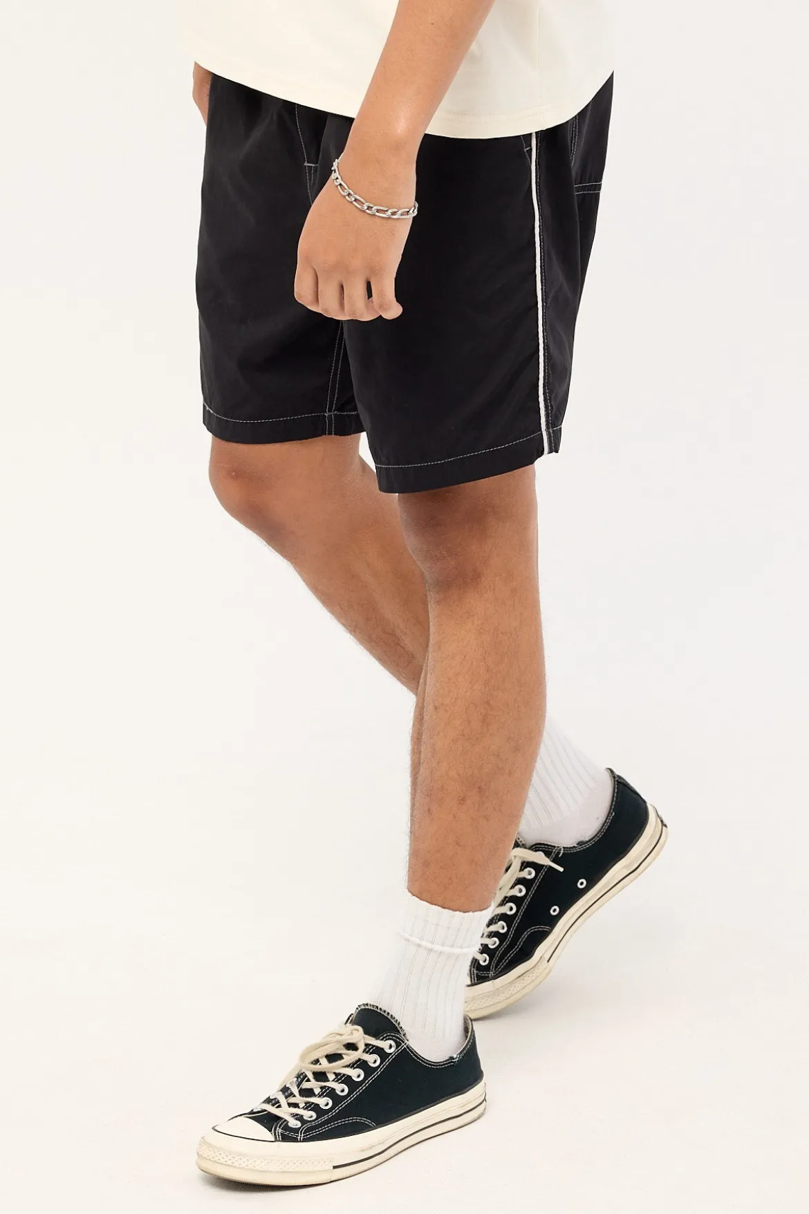 Frequency Baggy Nylon Short Black