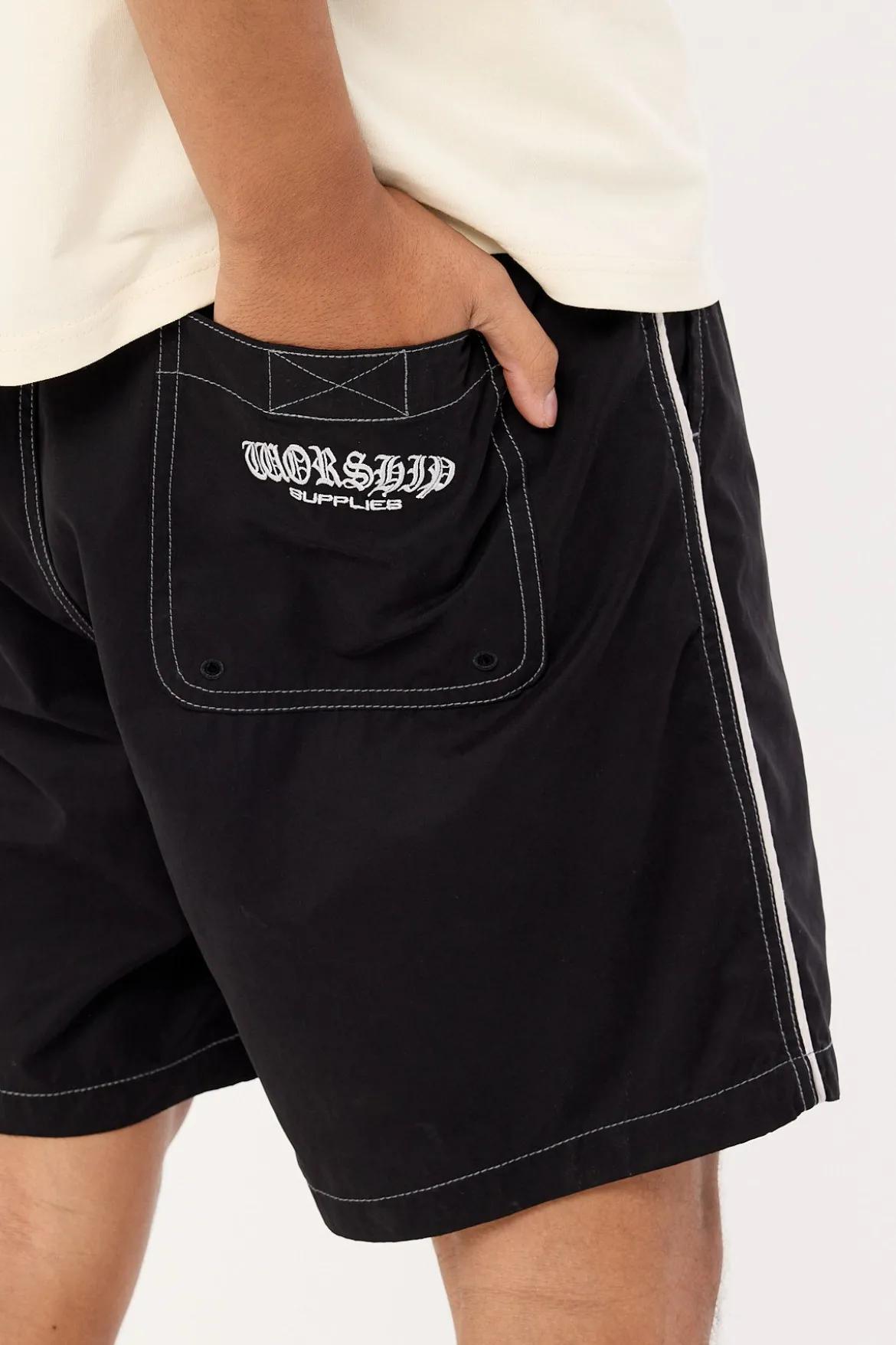 Frequency Baggy Nylon Short Black
