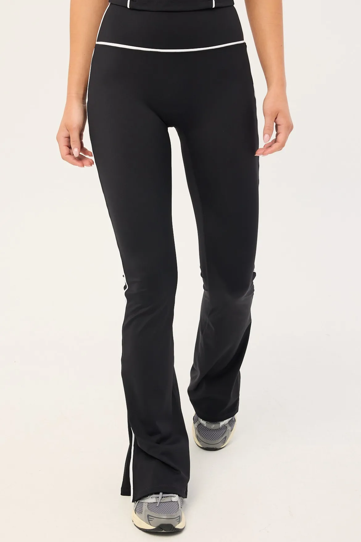 FRNTRNR Contour Flare Leggings Black