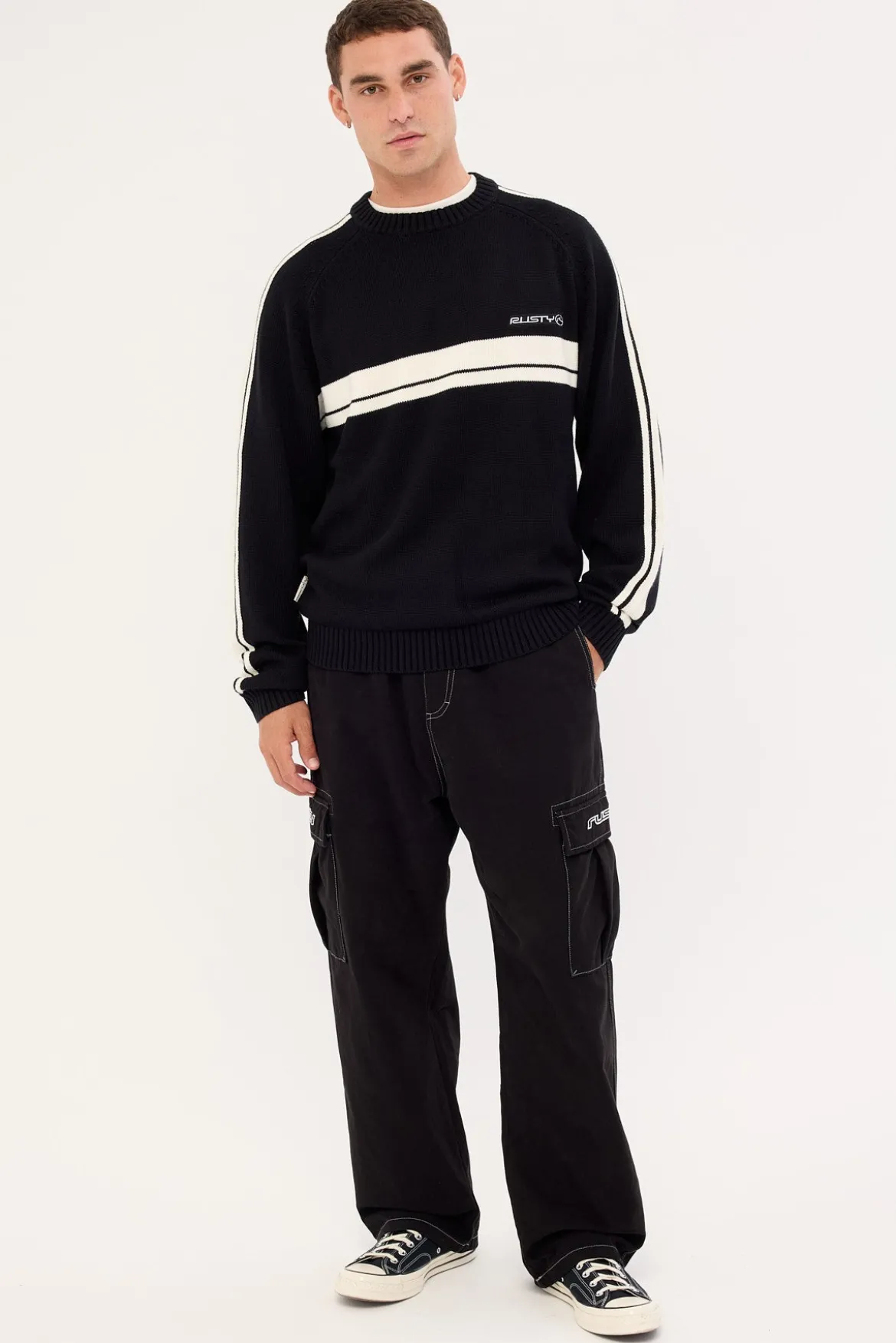 Frost Lines Knitted Crew Black
