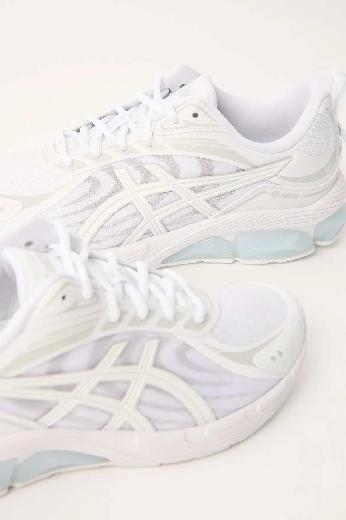 Gel Quantum 180 VIII White Cloud Grey
