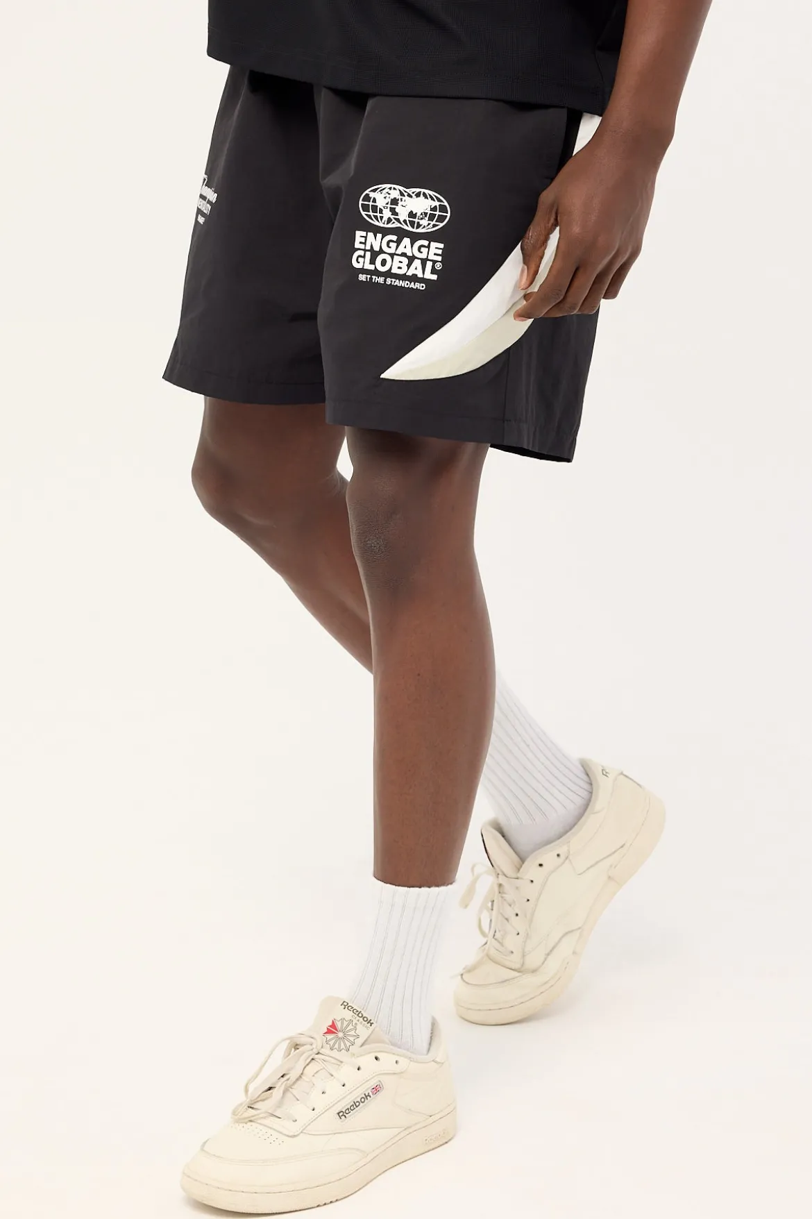 Global Short Black