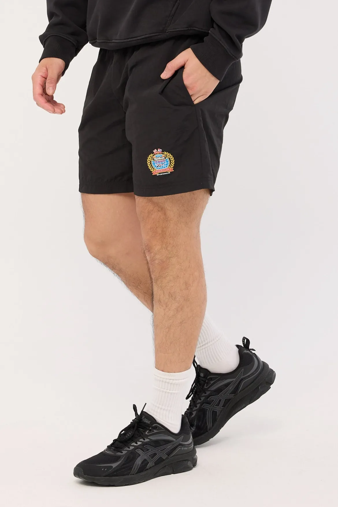 Global Woven Shorts Black