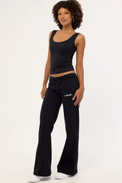 Hack Low Waisted Trackpant Black