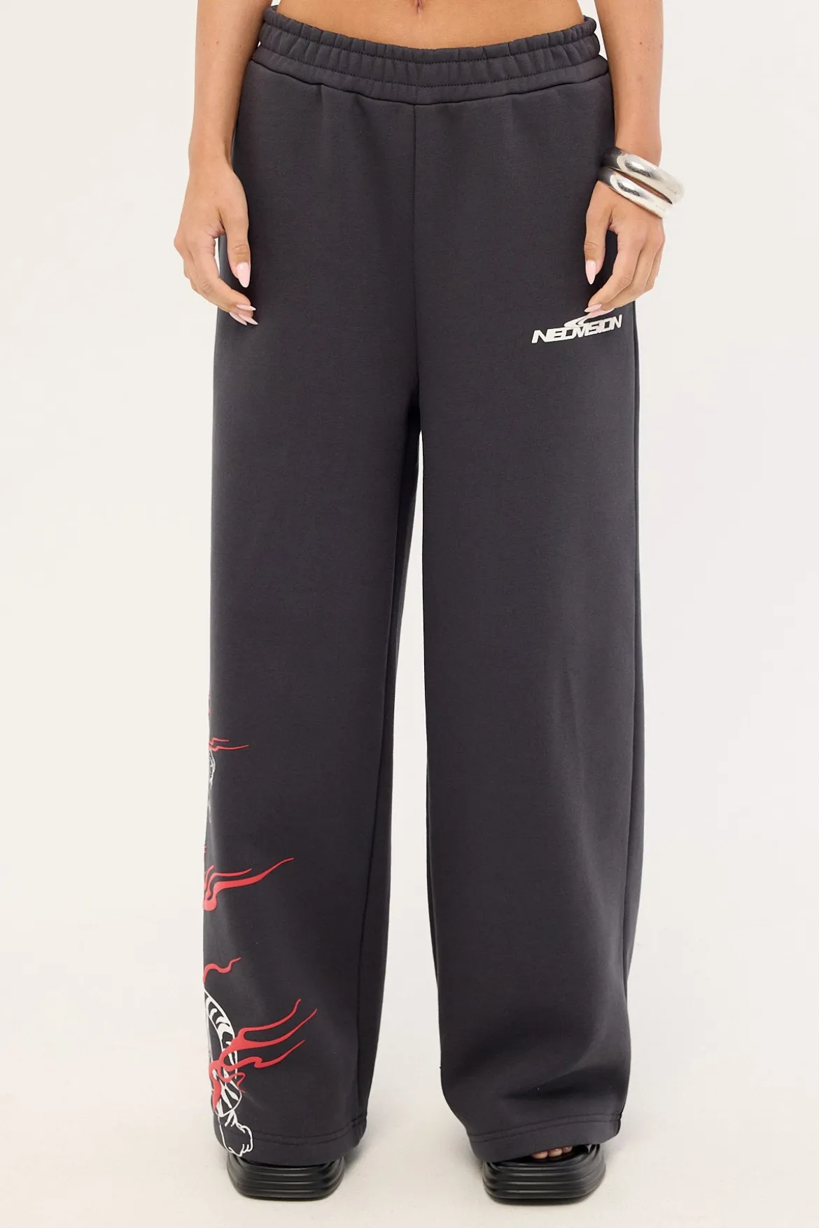 Hunt Straight Leg Trackpant Washed Black