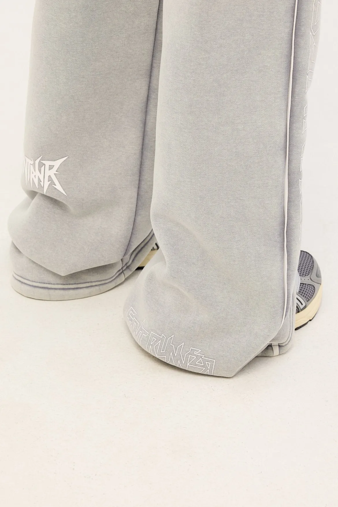 Hypercore Wide Leg Tracke Pant Concrete