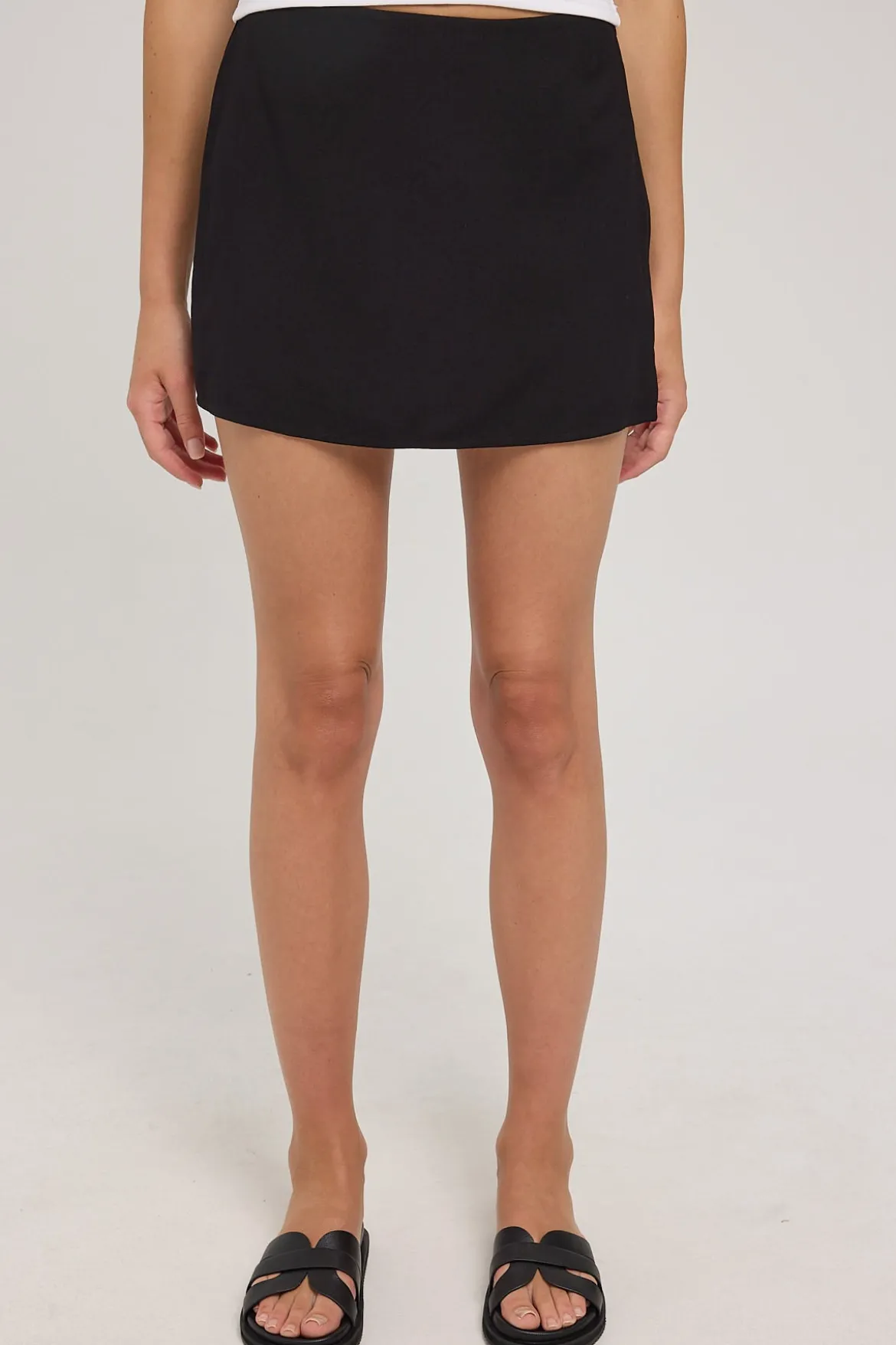 Jade Low Rise Mini Skirt Black