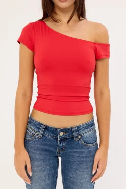 Jude Off Shoulder T-shirt Red