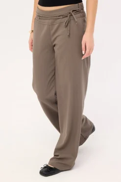 Kasey Low Rise Pant Grey