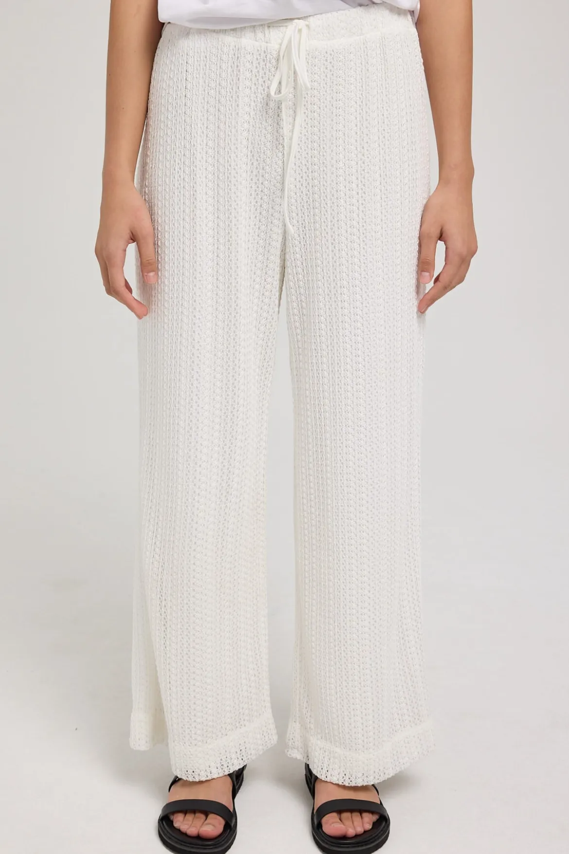 Kiara Mid Rise Relaxed Pant Off White