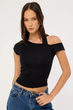 Layered Halter T-shirt Black