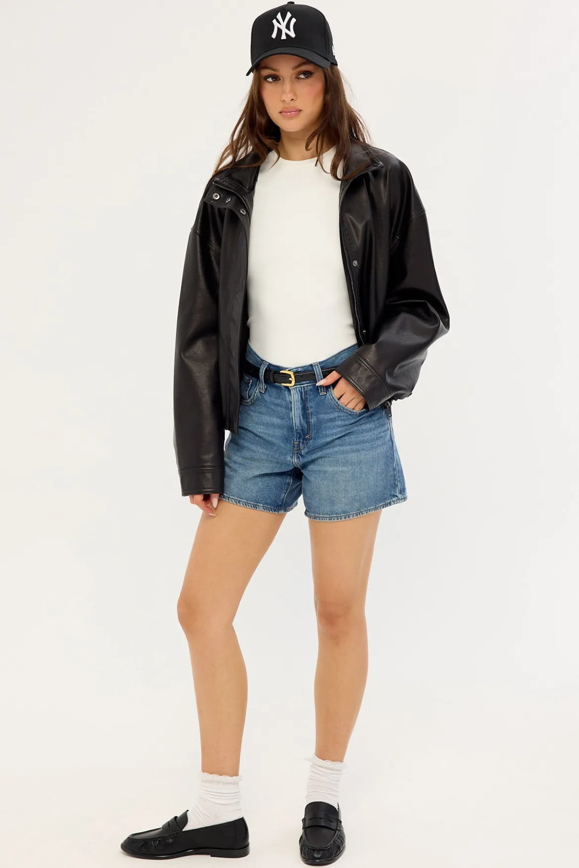 Levi's Cinch Mid-Thigh Short Lift Up Short
