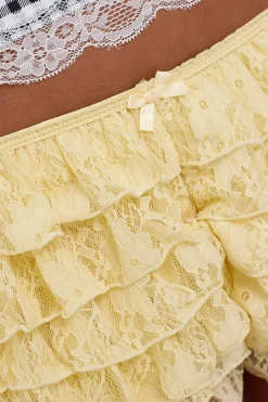 Lottie Lace Frill Mini Shorts Lemon
