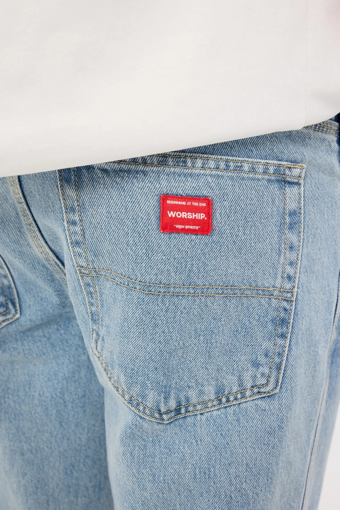 Lounger Jean Worship Worn Blue