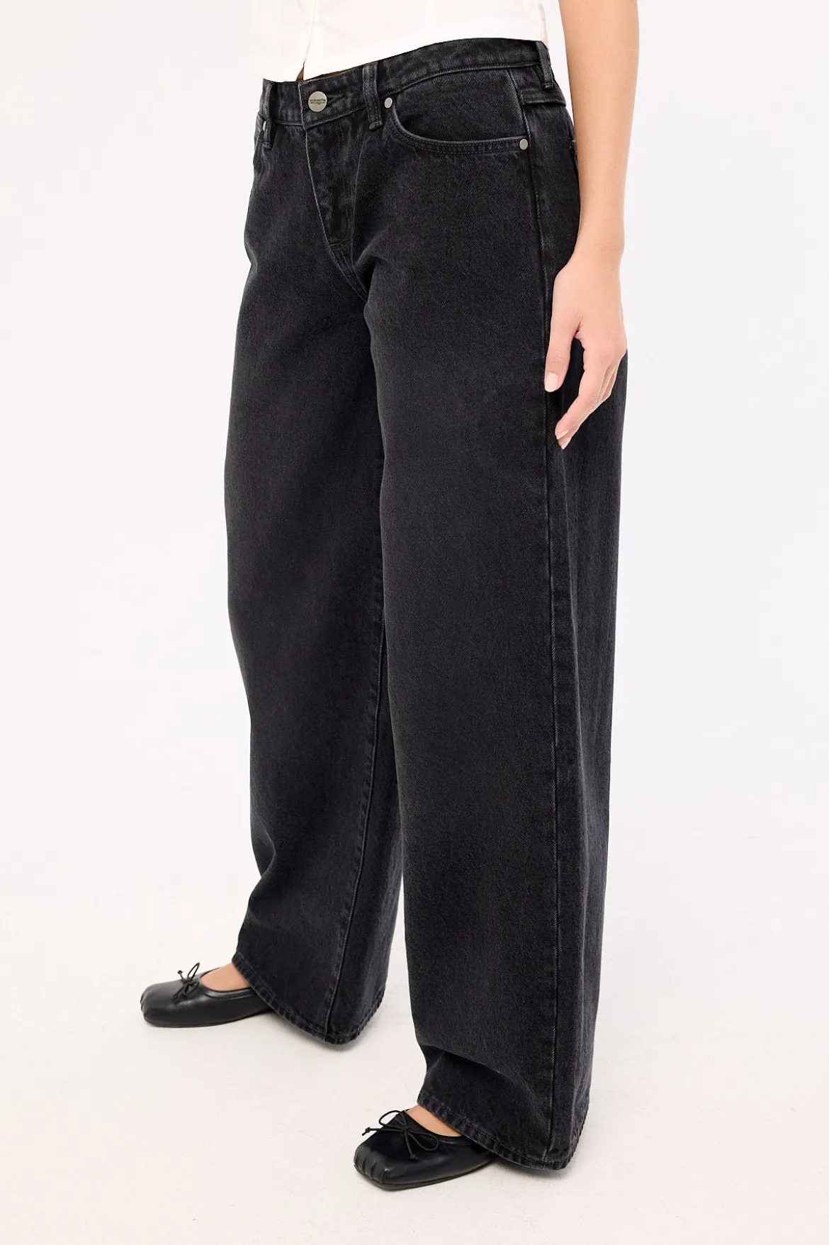 Low Farrah Jean Black Wonder