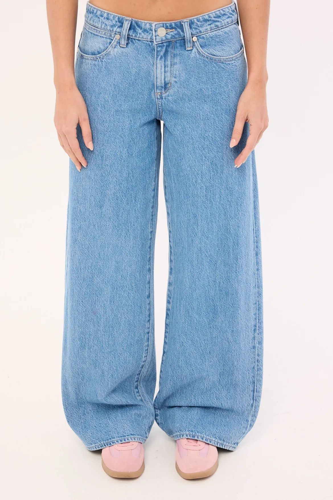 Low Farrah Jean Blue Temptation