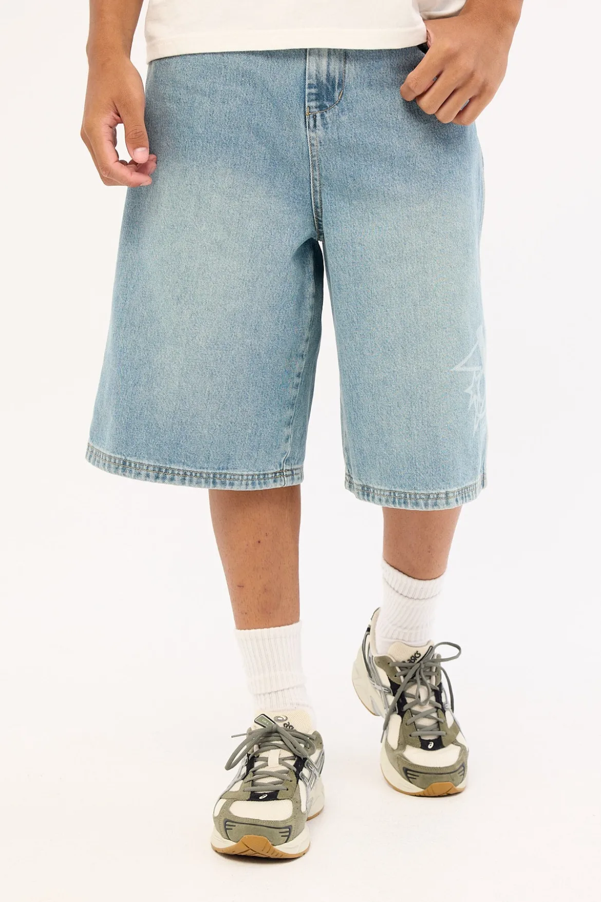 Low Goes Dozer Jean Short Light N Dirty