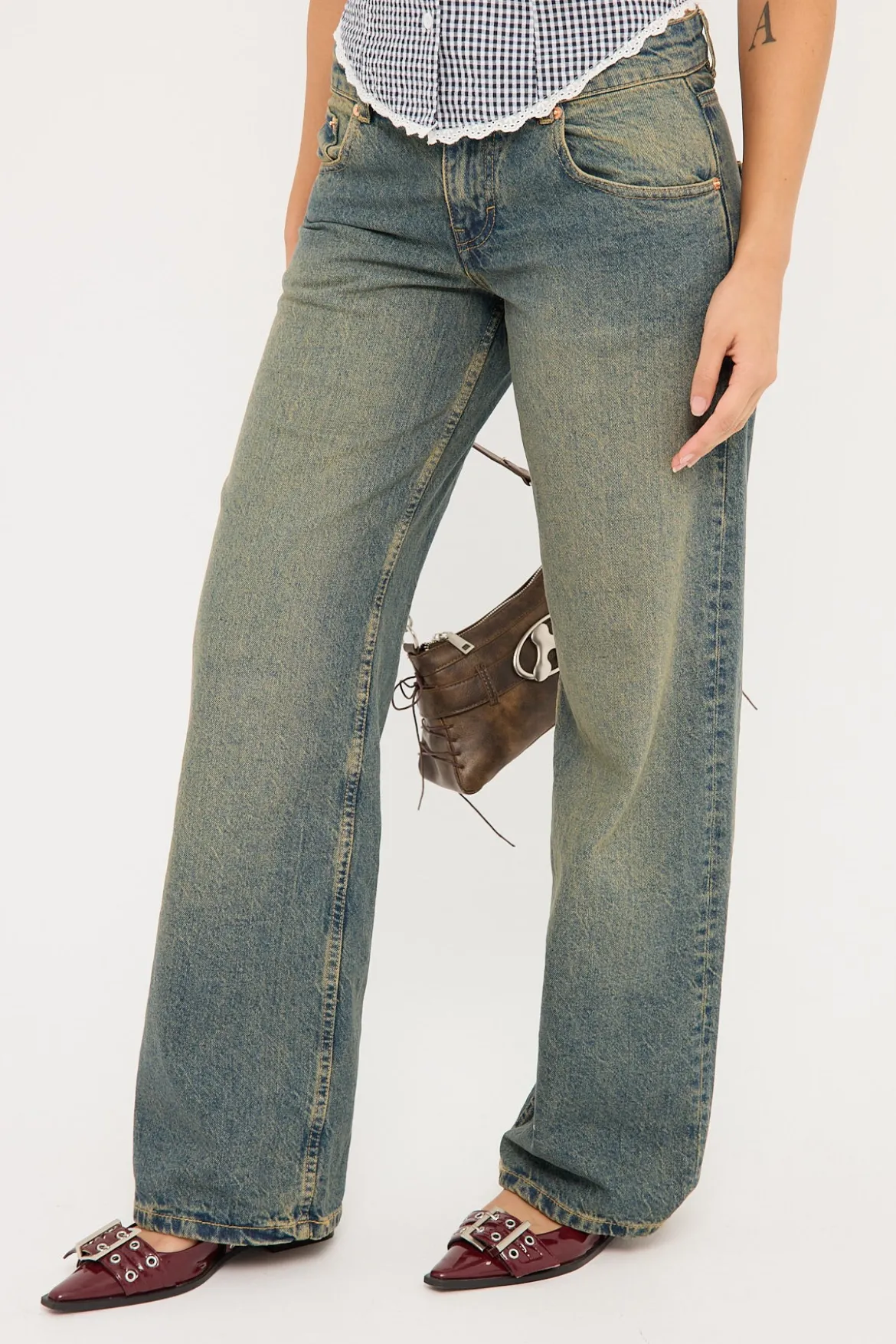 Low Rise Parallel Jean Brown Blue Acid