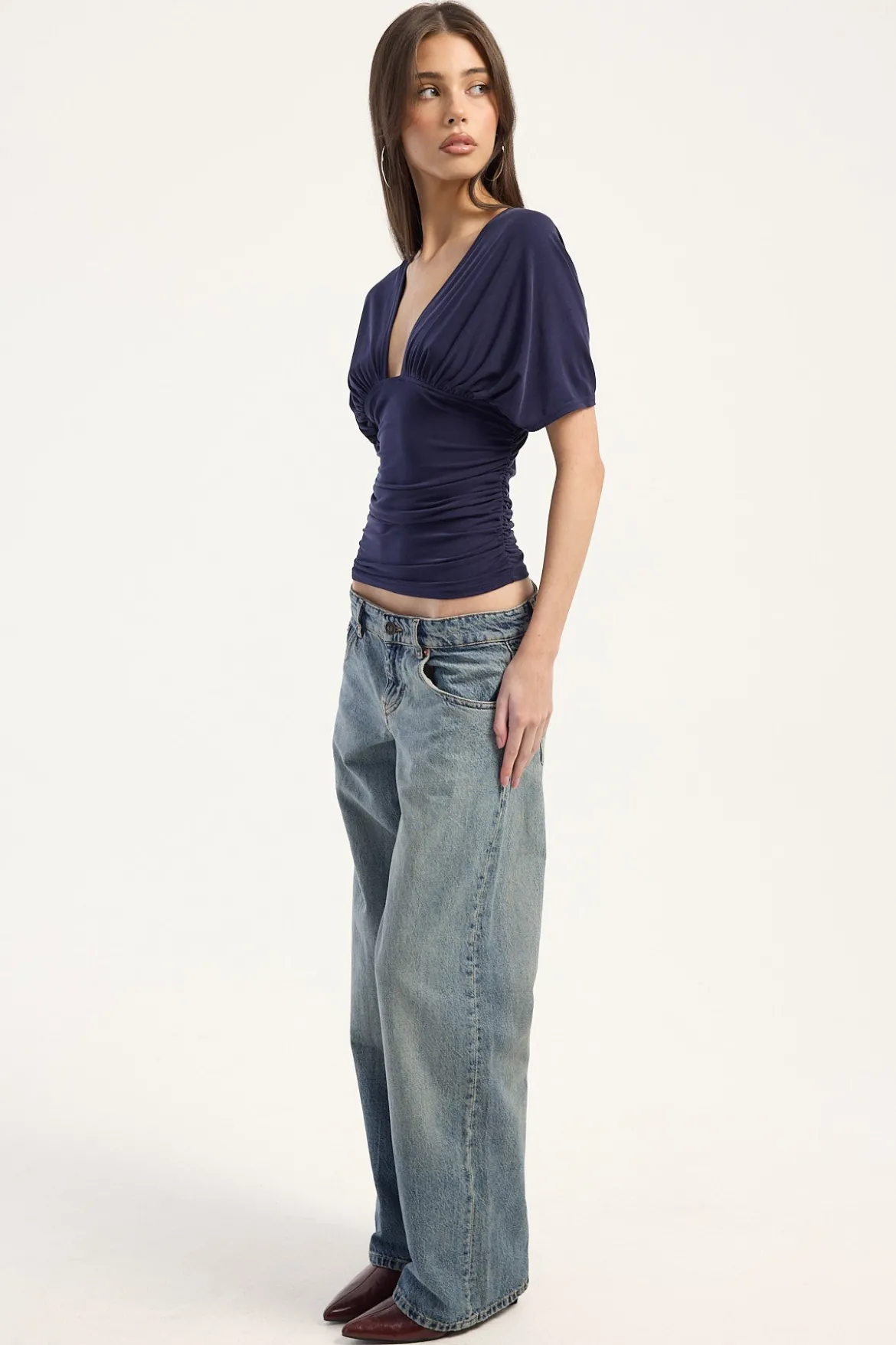 Low Rise Parallel Jean Vintage Bleach Blue Denim