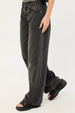 Low Rise Roomy Jean Washed Black