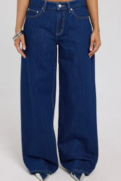 Low Slouch Blue Crowd