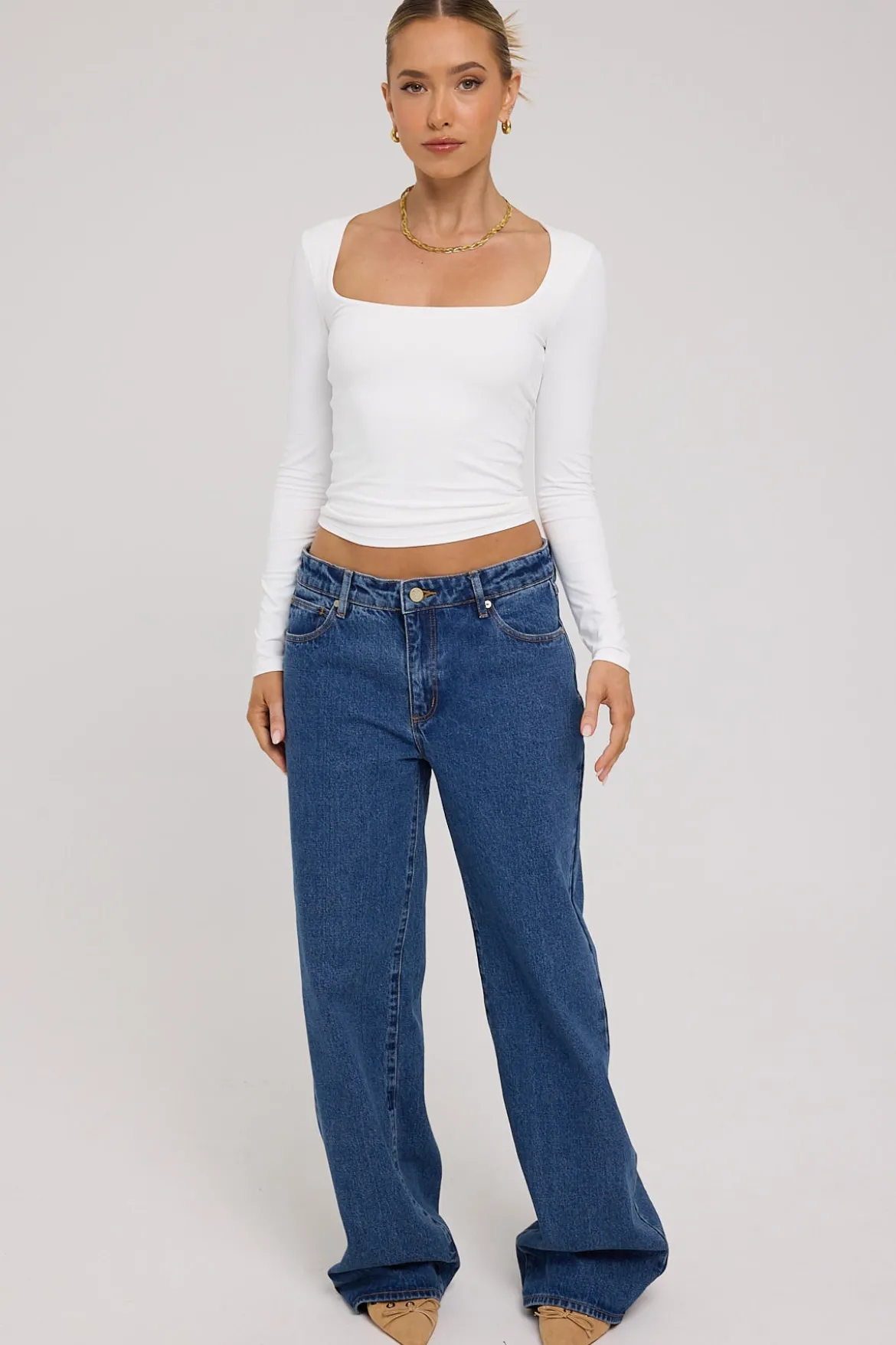 L&t Long Sleeve Scoop Neck Tee White
