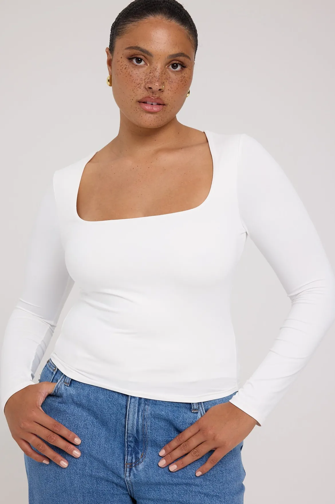 L&t Long Sleeve Scoop Neck Tee White