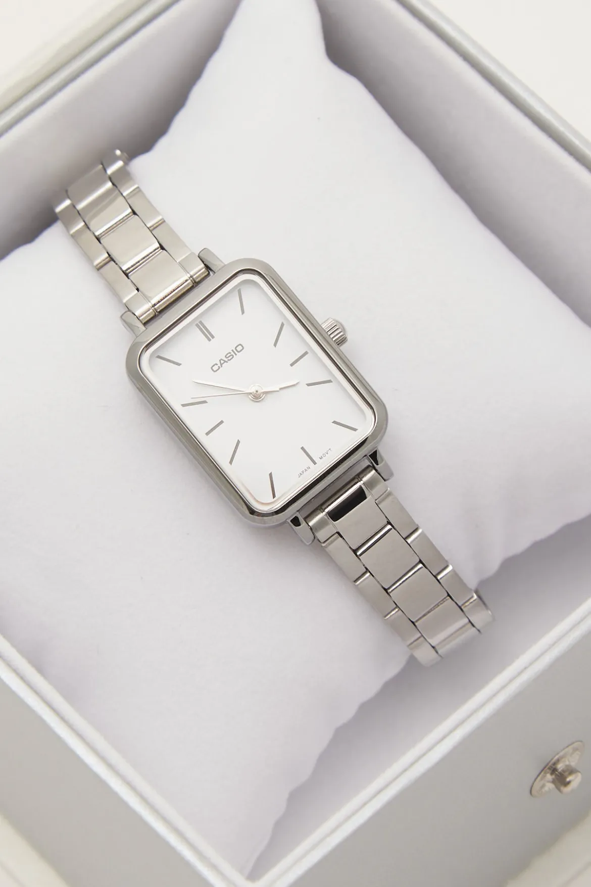 LTP-V009D-7E Ladies Analogue Watch Silver
