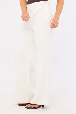 Marlo Mid Rise Menorca Pant White