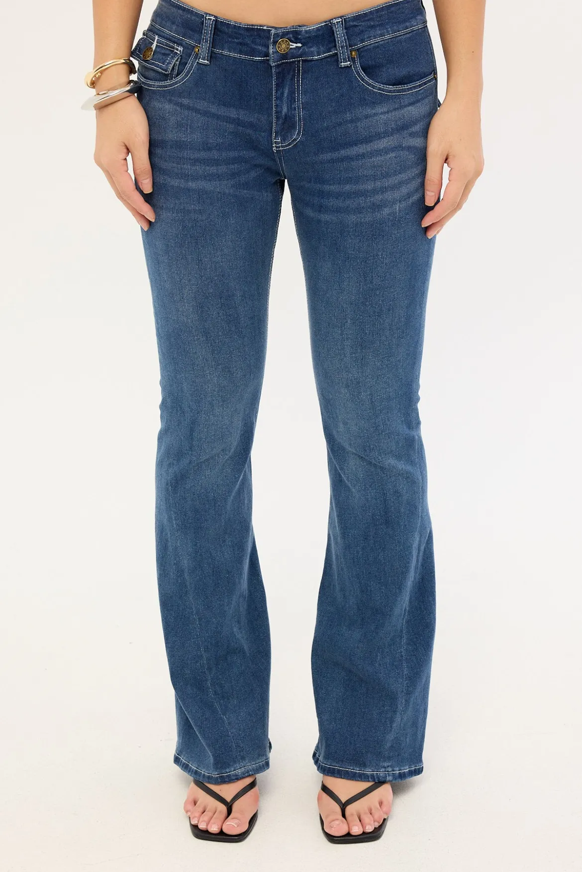 Mary-Kate Jean Mid Blue Denim