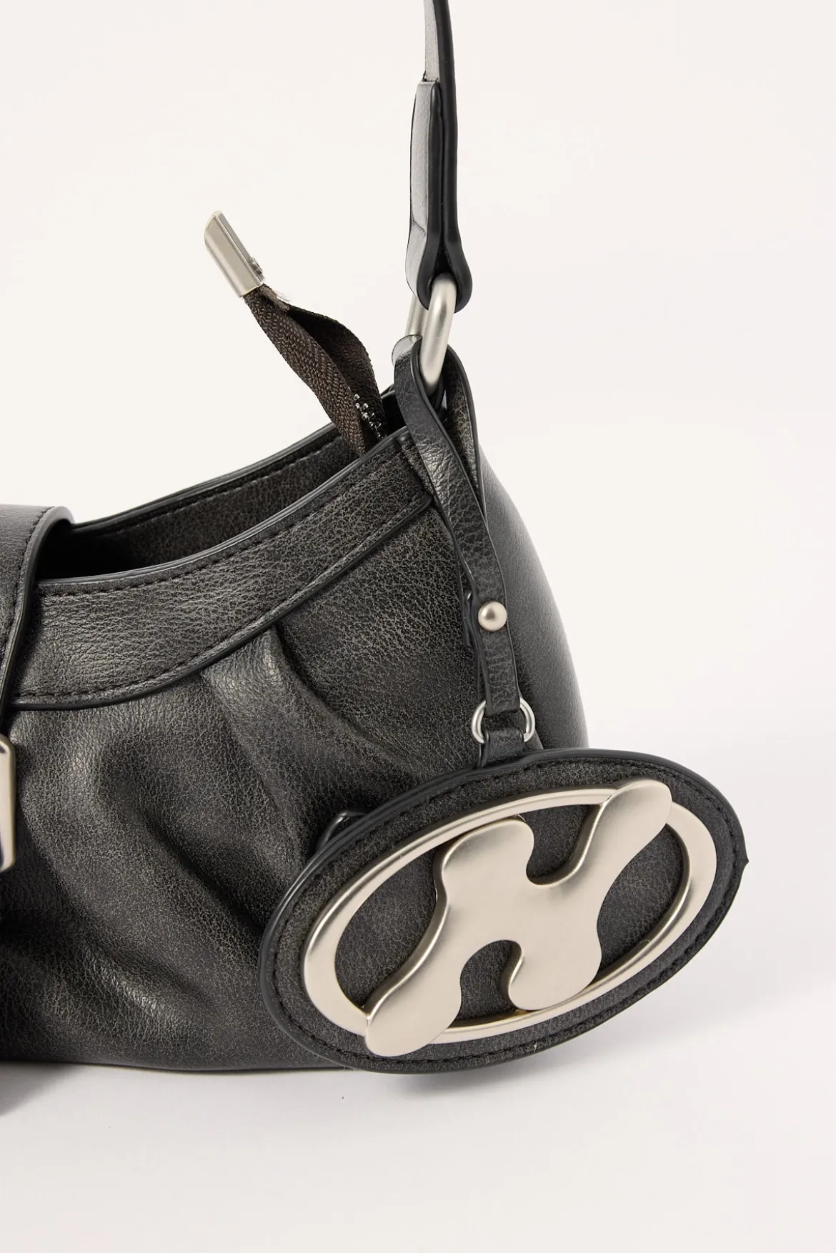 Memento Metal Keyring Bag Charcoal