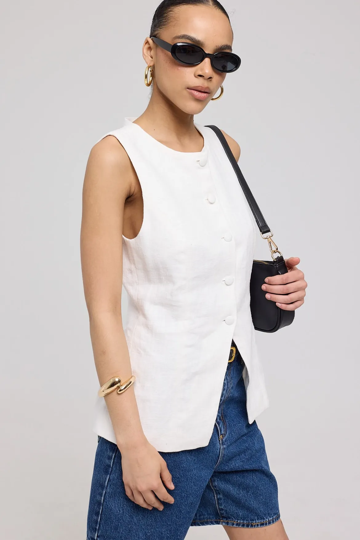 Menorca Long Line Vest White