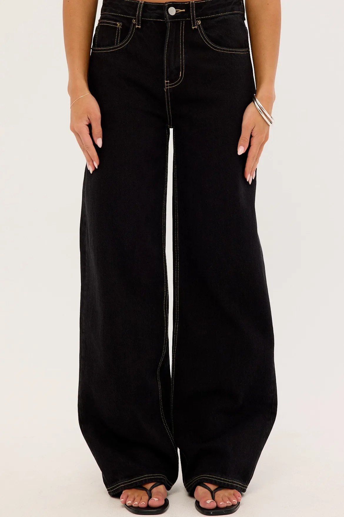 MID RISE BAGGY JEAN Washed Black