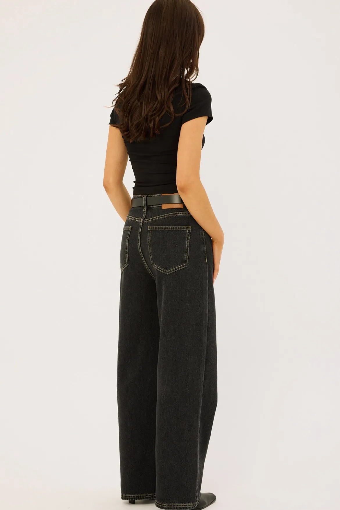 Mid Rise 90's Slouch Jean Washed Grey