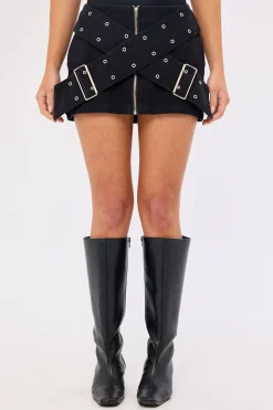Mode Crossed Belt Mini Skirt Washed Black