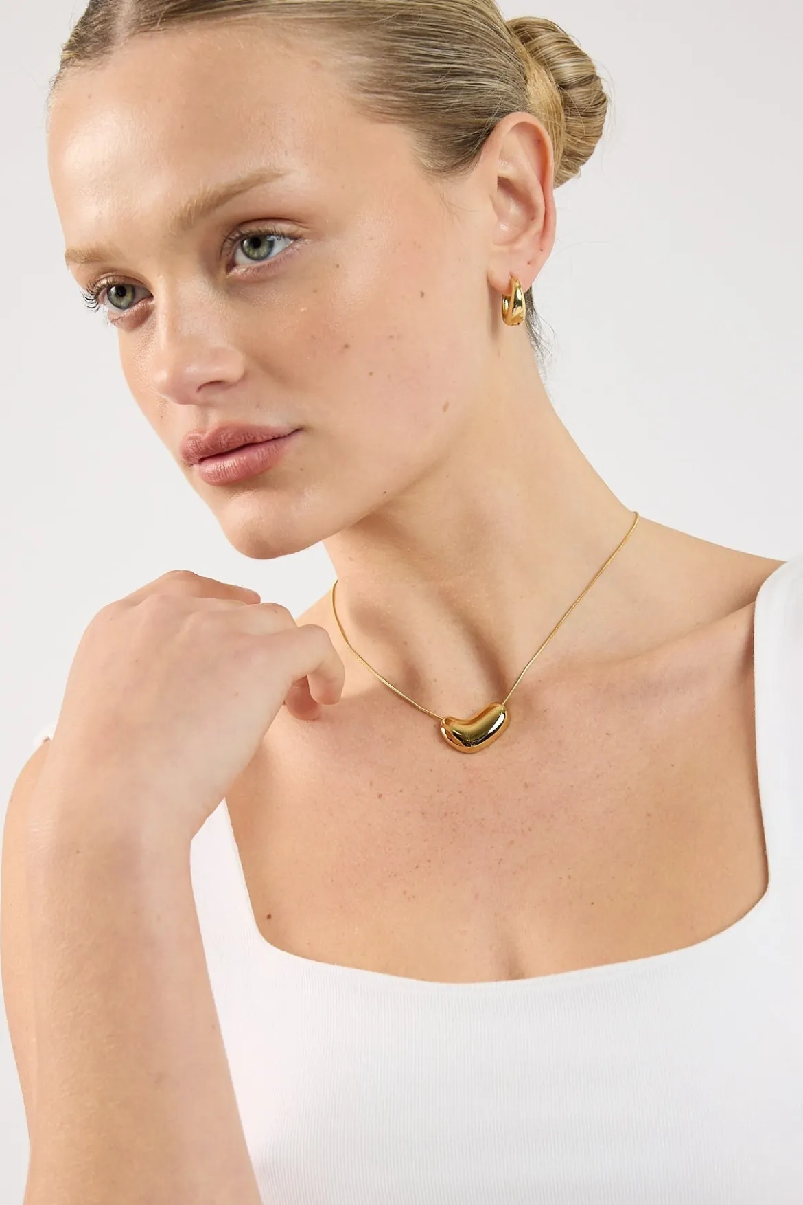 Molten Pendant Necklace 18k Gold Plated