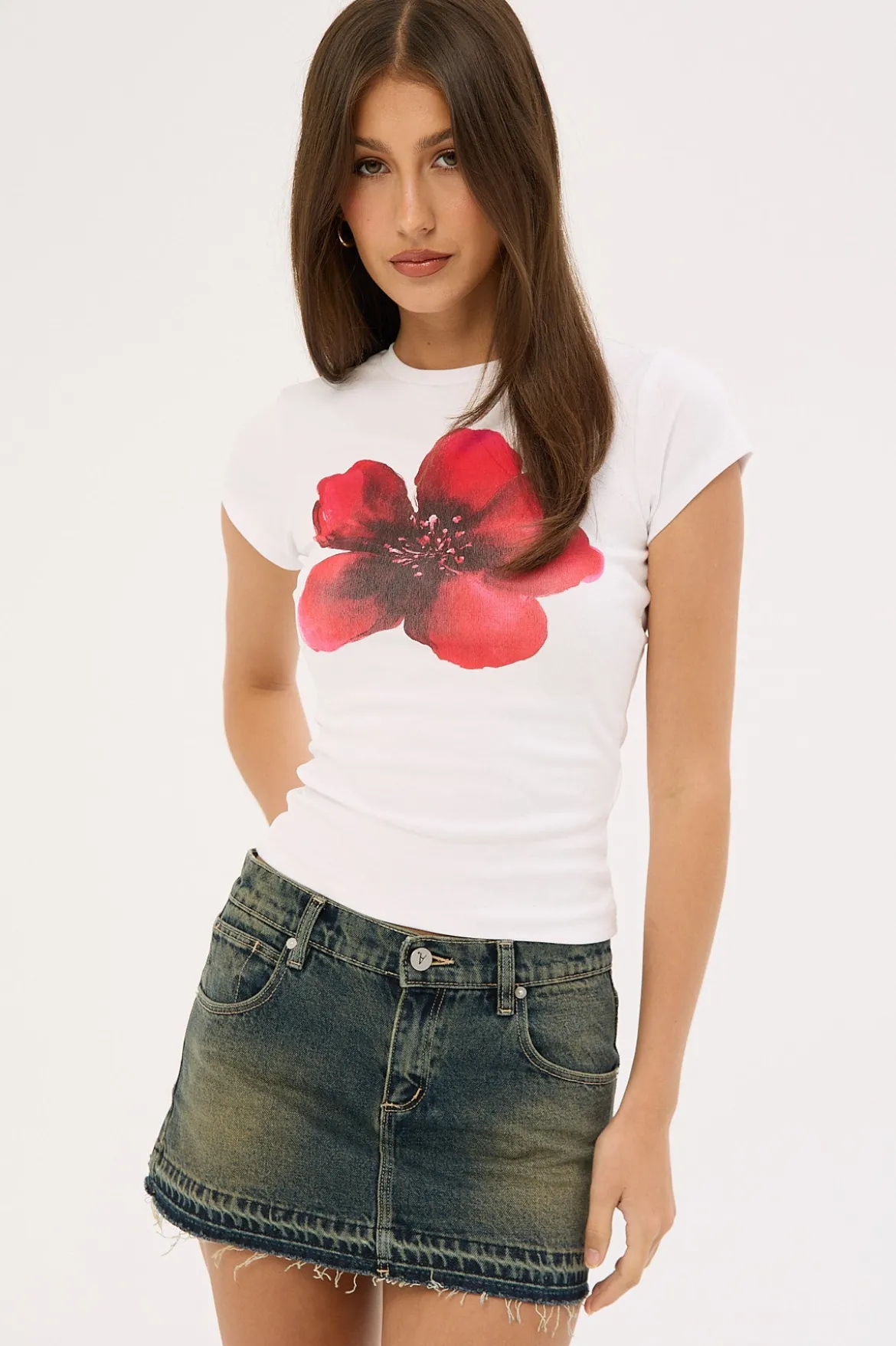 Moonshade Flower Baby Tee White