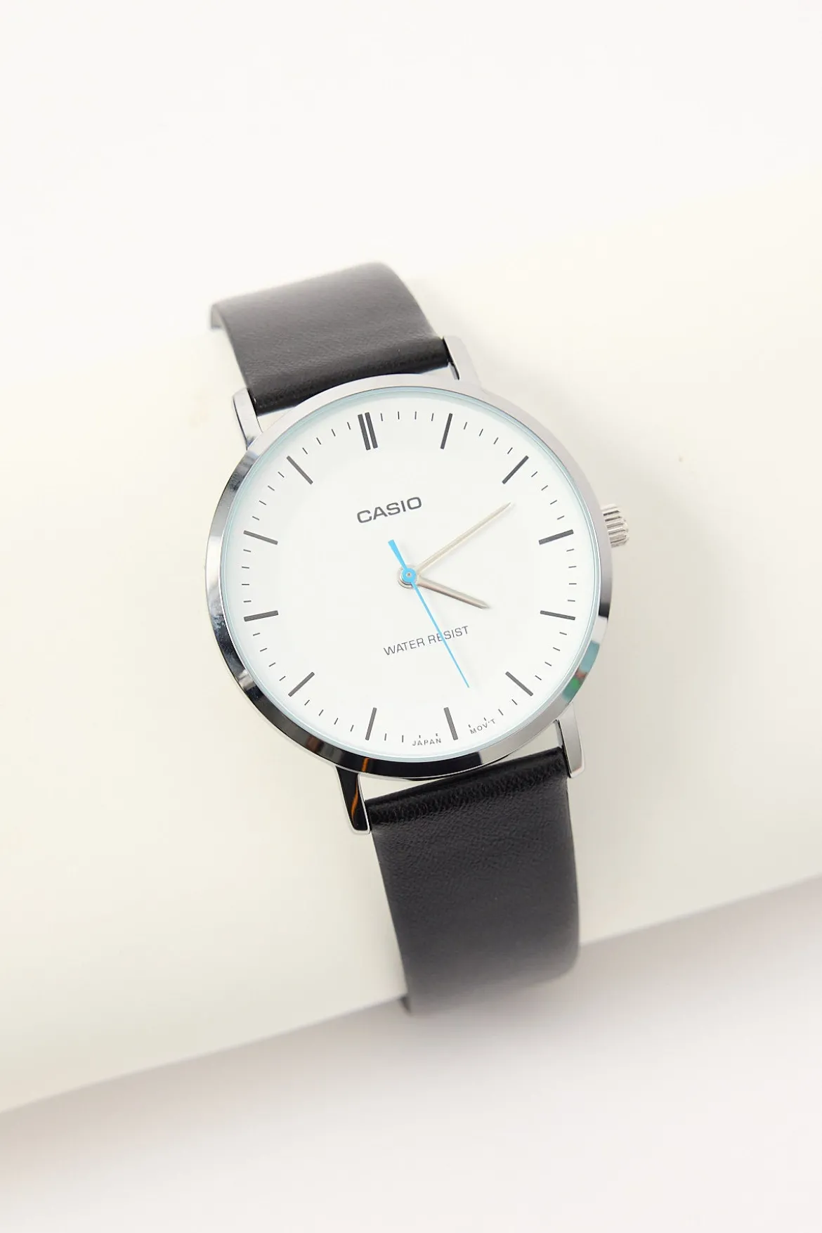 MTPVT04L-7EDF Analogue Watch Silver/Black PU Strap