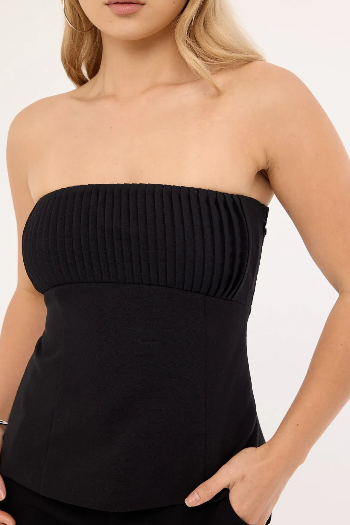 Olsen Strapless Top Black