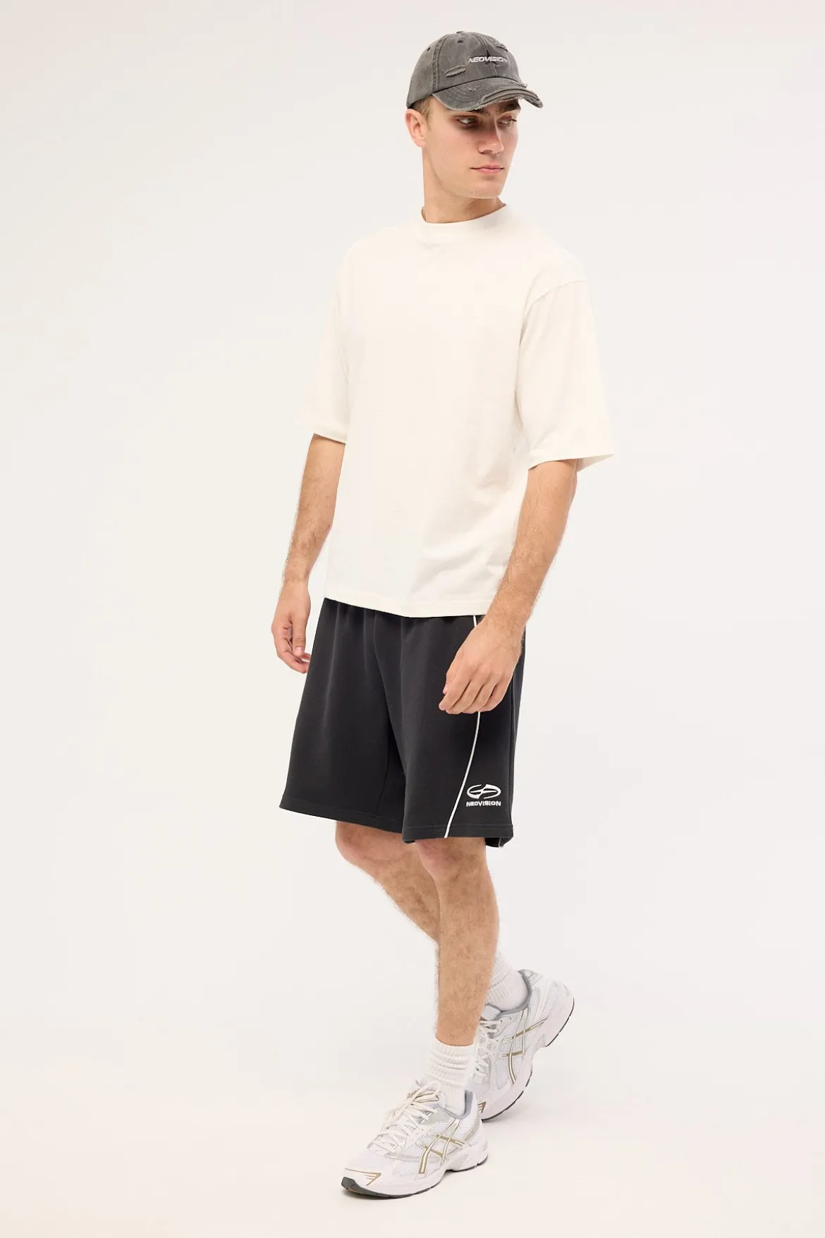 Oscillate Loopback Sweat Short Black
