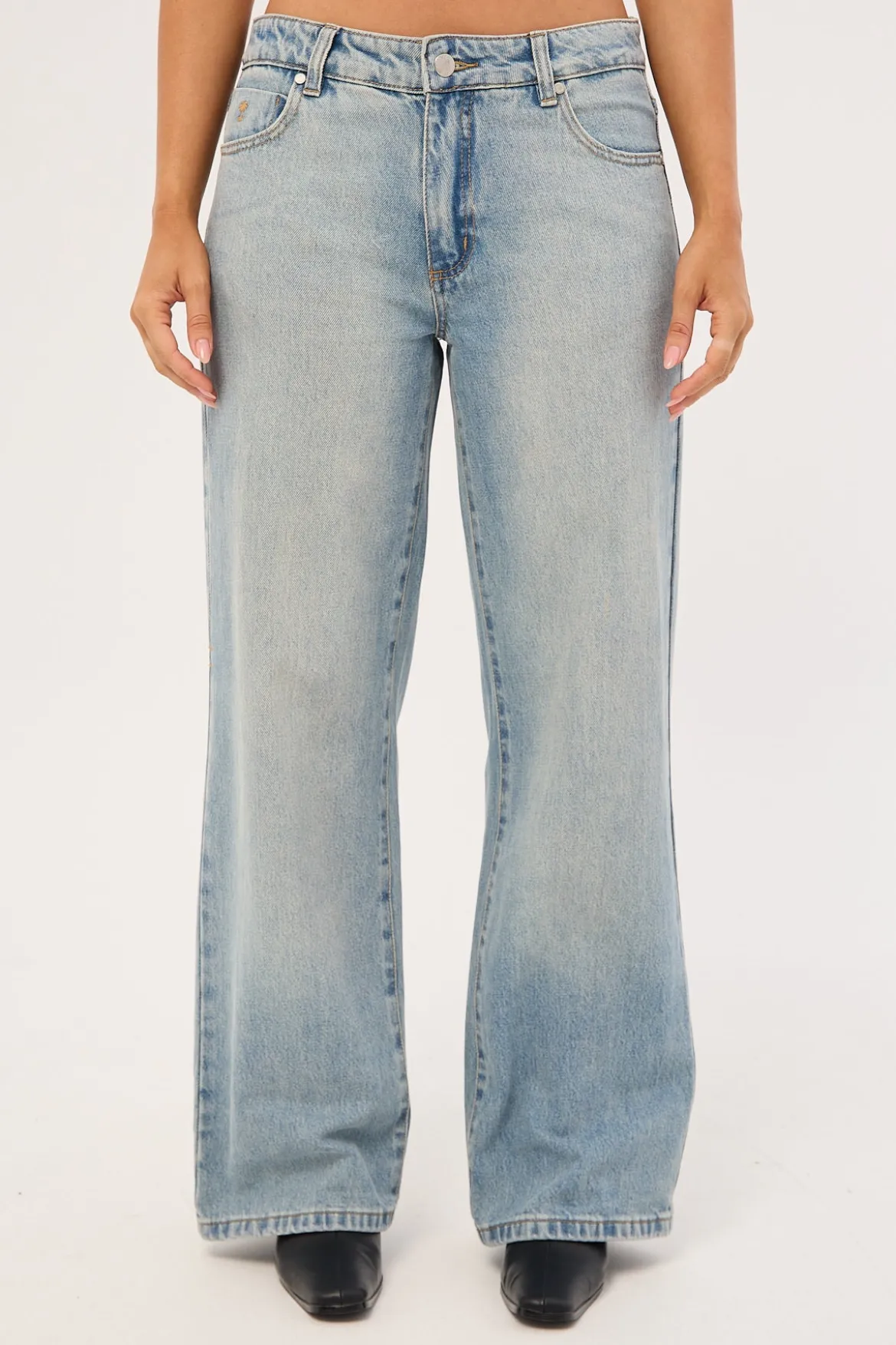 Parker Petite Low Rise Baggy Jean Faded Pearl Blue